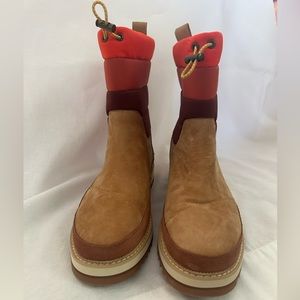 Brand new boots! Tags are removed: